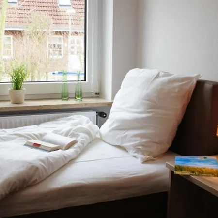 Haus Nordseetraum 2 Apartment *